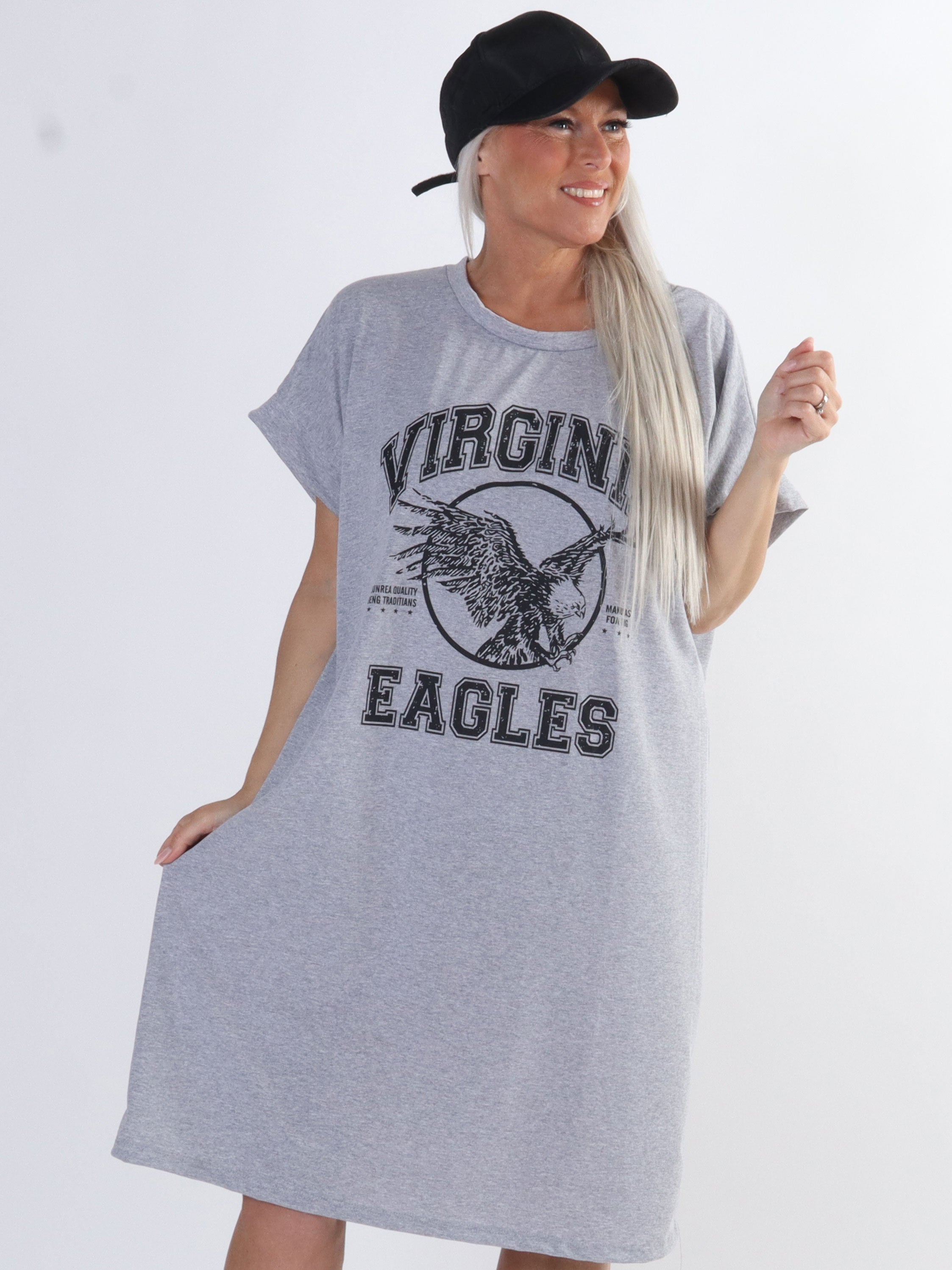 Virginia - Blød plus size t-shirt kjole med motiv